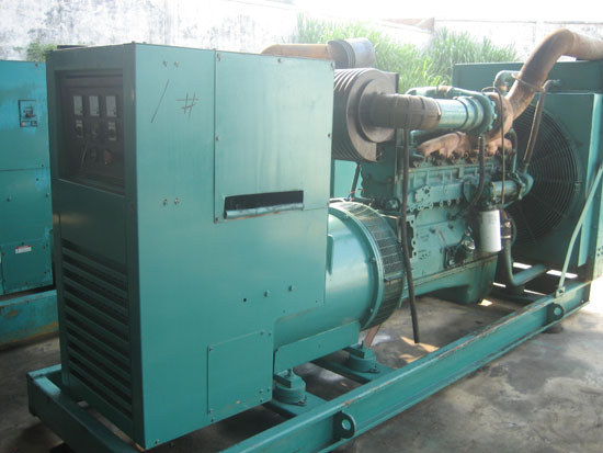 七星租赁发电机- 发电机碳刷磨损的原因是什么