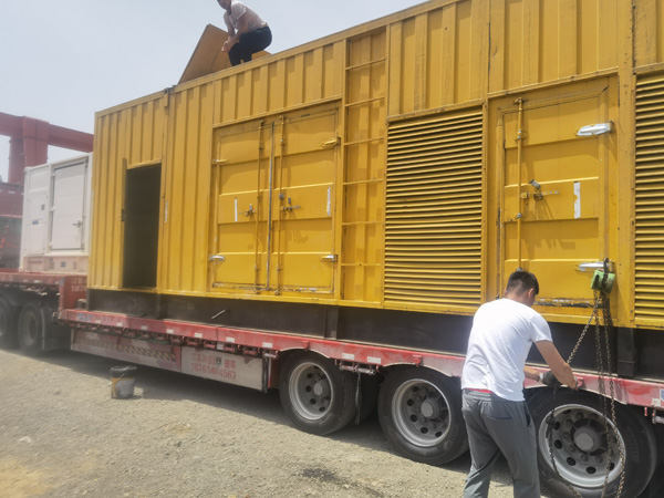 七星除了负载情况和发动机维护，还有哪些因素会影响 200kw 柴油发电机的油耗？