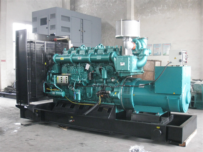 七星200KW 柴油发电机的油耗是多少？