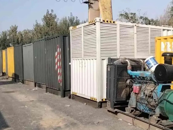 七星200KW柴油发电机机组每小时油耗是多少？